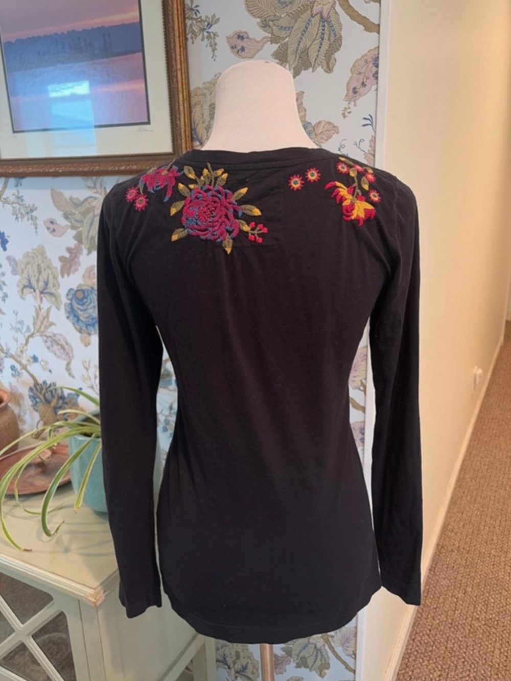 Johnny Was Black Long-Sleeve Floral Embroidered Scoop Neck Top - Picture 5 of 6